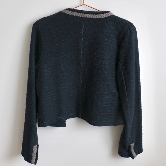 Classic Jacket - Picture 4 of 4